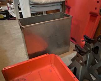 Metal Storage buckets / bins