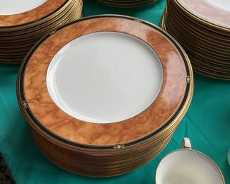 Set of Noritake bone China Cabot pattern 