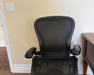 Desk chair