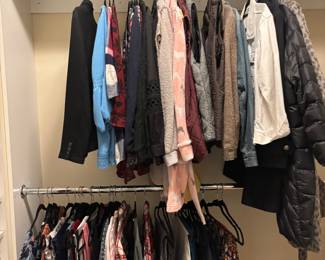 Women’s clothes mostly large and XL