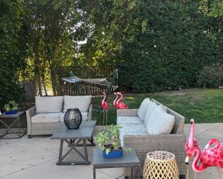 Outdoor furniture/ flamingos 