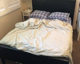 Full bed