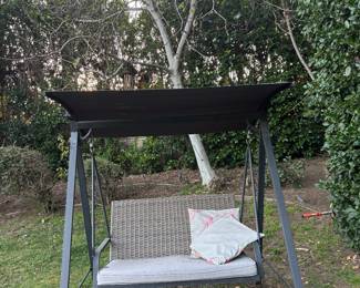 Outdoor swing