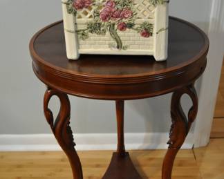 Bombay Swan Table/ Weller Pottery