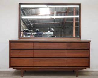 Lot # : 672 - Stanley mid-century modern walnut dresser with mirror
