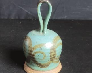 Lot # : 662 - Vintage pottery bell
