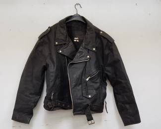 Lot # : 651 - Vintage leather jacket, size 52
