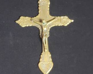 Lot # : 647 - Vintage brass crucifix
