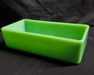 Lot # : 249 - Vintage jadeite refrigerator dish
