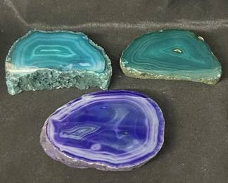 Lot # : 704v - Group of geodes
