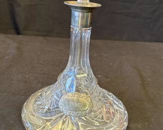 Lot # : 212z - Vintage crystal ship's decanter
