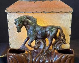 Lot # : 206z - Vintage MCM ceramic horse TV lamp
