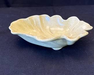 Lot # : 203z - Vintage yellow California ceramic bowl
