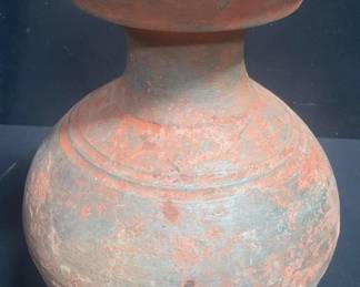 Lot # : 351 - Vintage pottery vase
