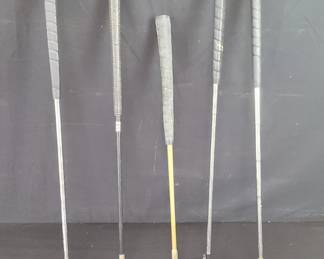 Lot # : 608 - Five small golf clubs made for character actor
