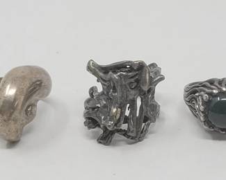 Lot # : 518 - Three sterling silver rings
