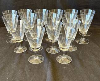 Lot # : 309z - 17 Rosenthal crystal wine glasses
