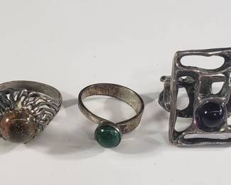 Lot # : 289 - 3 Sterling silver rings
