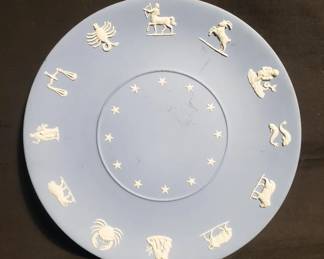 Lot # : 292u - Wedgwood Collectors Society zodiac plate
