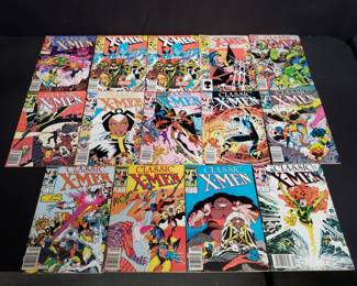 Lot # : 390 - Group of 14 X-Men comic books in binder
