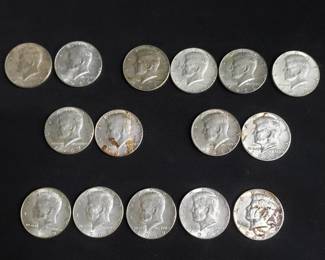 Lot # : 294 - 15 Kennedy 40% silver Half dollars 1965-1969
