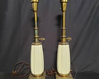 Lot # : 88 - Pair of Lenox porcelain and brass table lamps
