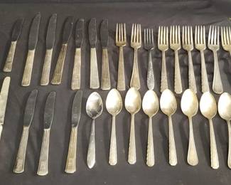 Lot # : 414 - Group of vintage silver plated flatware
