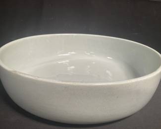 Lot # : 111 - Vintage Bauer bowl
