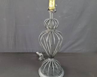 Lot # : 307 - Mid century steel table lamp

