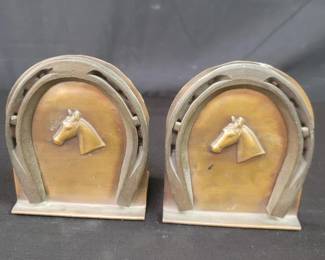 Lot # : 491 - Vintage Craftsman Co. copper and iron horseshoe
