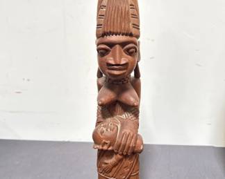 Lot # : 450 - Pair of Akin Fakeye African carved wood statues

