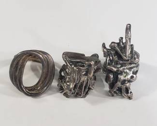 Lot # : 542 - 3 Sterling silver rings
