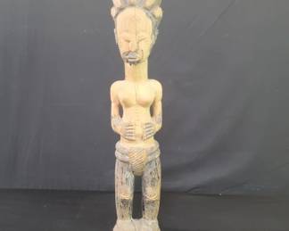Lot # : 67 - Vintage African carved wood sculpture
