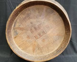 Lot # : 63 - Vintage carved wood serving platter for injera,
