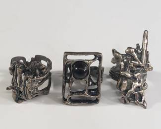 Lot # : 536 - 3 Sterling silver rings
