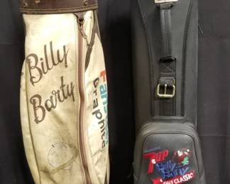 Lot # : 602 - Pair of golf bags

