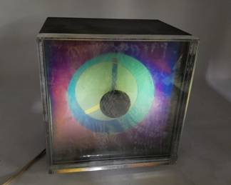 Lot # : 341 - Mid century Kirsch Hamilton Prisma electric clock
