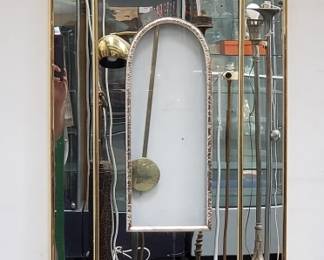Lot # : 707 - Vintage1980's Reliable Mfg Co mirrored wall clock
