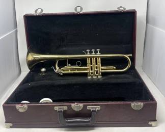 Lot # : 412 - Vintage trumpet in case
