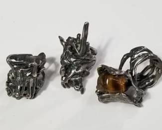 Lot # : 527 - Group of sterling silver rings
