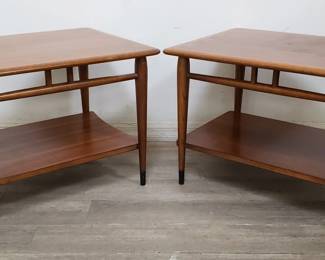 Lot # : 30 - Pair of Lane mid-century modern walnut side tables
