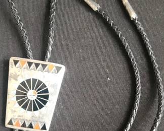Lot # : 622 - Bolo tie
