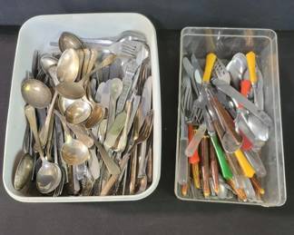 Lot # : 313 - Group of vintage flatware, some silver plate
