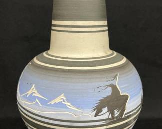 Lot # : 444v - Vintage Native American pottery
