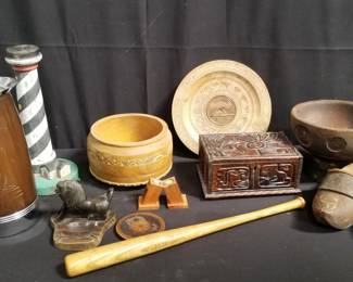 Lot # : 315 - Group of carved wood items, jewelry box, candle
