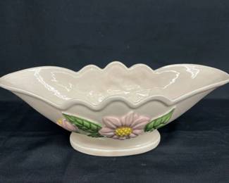 Lot # : 439v - Vintage Hull Art pottery
