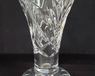 Lot # : 714 - Waterford crystal vase
