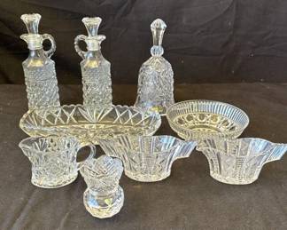 Lot # : 361z - Group of 9 crystal items
