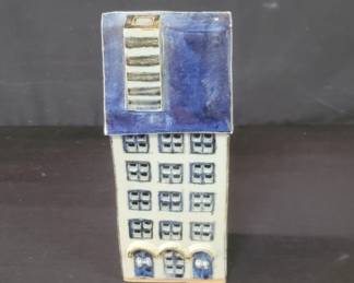 Lot # : 568 - Vintage signed Japanese pottery burner
