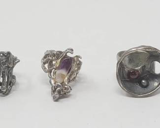 Lot # : 540 - Three sterling silver rings
